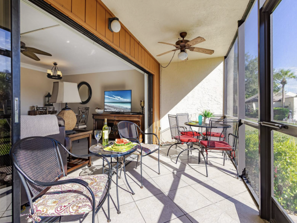 Siesta Key Gem with 2 Bedrooms and Water Views